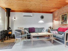Holiday Home Anemarie - 450m from the sea by Interhome